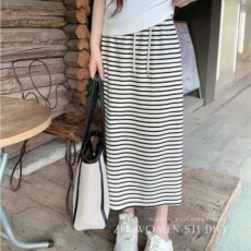 批发好质量2025春秋季新款条纹包臀长裙女<b class='q'>显瘦</b>松紧腰开叉运动休闲裙