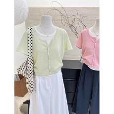 批发绿色设计感假两件针织衫<b class='q'>女</b>春秋新款独特别致正肩<b class='q'>毛衣</b>抽绳短款上衣