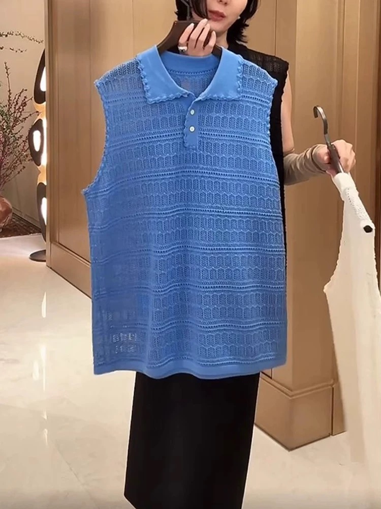 POLO 칼라 얇은 스타일 홀로우 아웃 민소매 니트 조끼 2026 여름 연령 감소 디자인 센스 루즈핏 세련된 고유 한 맨위