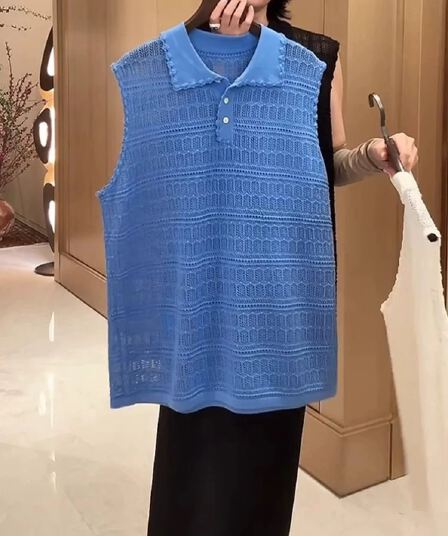 POLO 칼라 얇은 스타일 홀로우 아웃 민소매 니트 조끼 2026 여름 연령 감소 디자인 센스 루즈핏 세련된 고유 한 맨위
