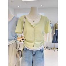 批发绿色假两件短袖正肩t恤女夏季<b class='q'>薄</b>款冰丝针织衫不规则短款修身上衣