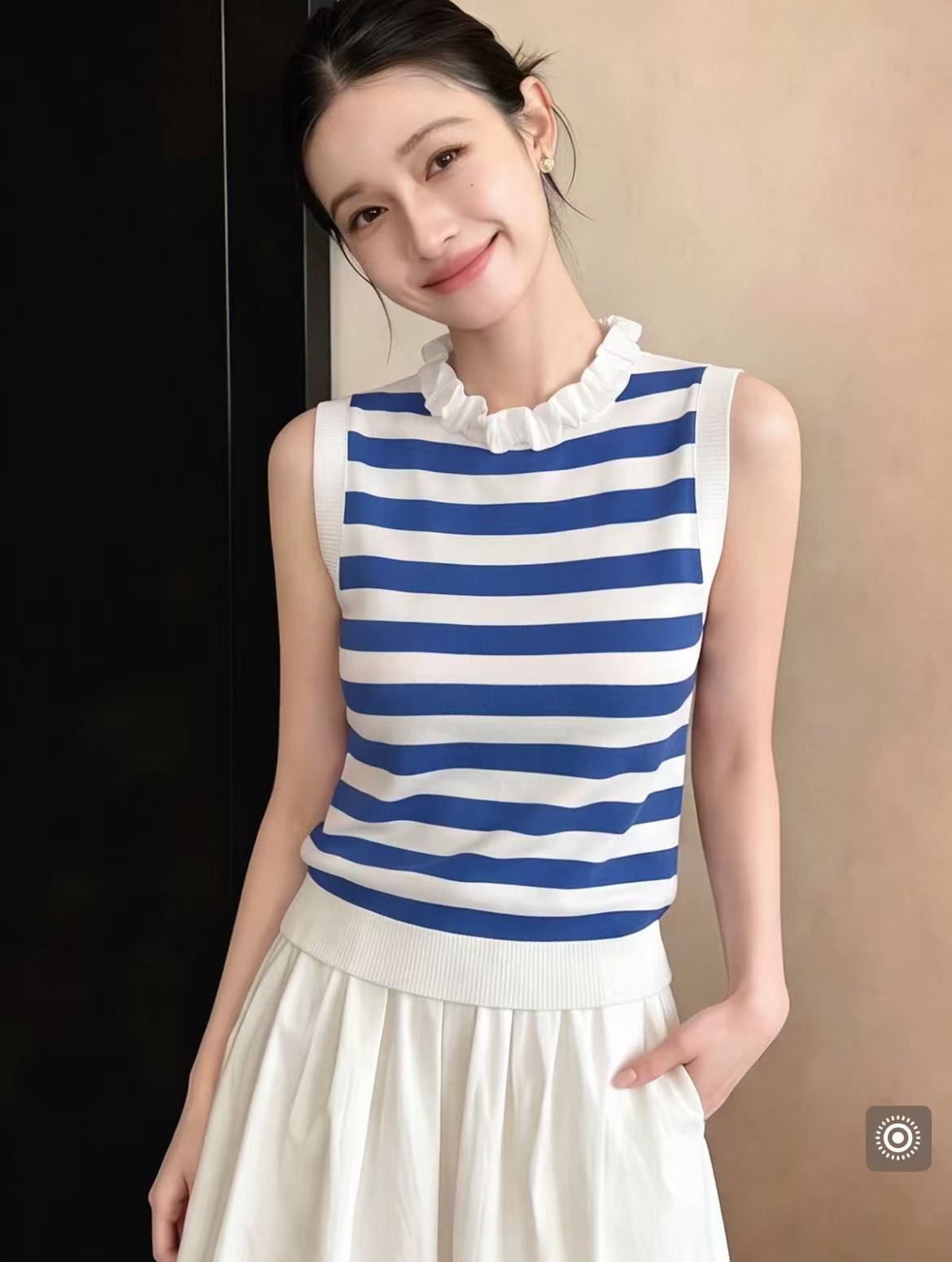 小个子蓝色条纹木耳花边无袖吊带背心女夏季外穿绝美修身短款上衣 服裝批發女裝批發服飾貨源