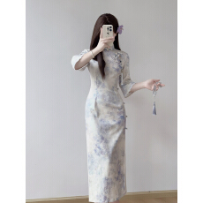 新中式国风旗袍2026新款气质高端修身改良连衣裙绝美早秋女