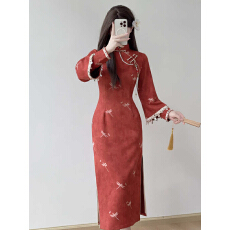 批发新中式复古红色旗袍2026新款秋<b class='q'>冬</b>改良国风年轻款女订婚日常连衣裙