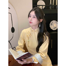 批发黄色改良旗袍2026秋季新款显白巨好看新中式少女日常可穿复古长袖