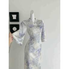 批发秋月紫长袖新中式<b class='q'>夏</b>季提花牡丹花显瘦设计师旗袍日常长旗袍