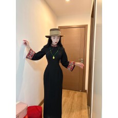 批发2026年新中式黑色旗袍改良年轻款少女高级感秋<b class='q'>冬</b>新款长袖大气旗袍