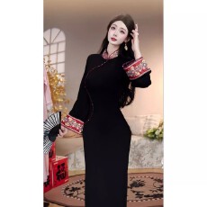 批发新中式黑色旗袍改良年轻款少女高级感2025年<b class='q'>秋</b>冬新款长袖大气旗袍
