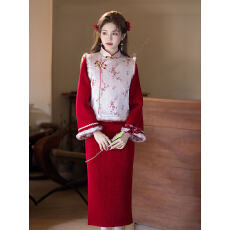 批发加绒加厚新中式旗袍女拜年服冬款中国风马甲两件套年轻款冬天