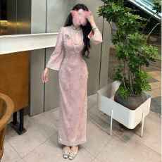 批发加绒加厚<b class='q'>秋</b>冬温柔麂皮高级珠链蕾丝旗袍粉太太旗袍高级感连衣裙