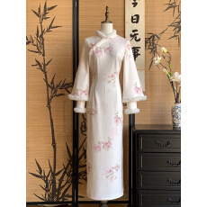 批发加绒加厚落樱新中式白色改良旗袍修身气质复古国风连衣裙<b class='q'>秋</b>冬