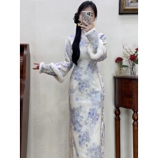 批发加绒加厚清宫白羽紫花秋冬新中式国风厚款针织提花改良旗袍