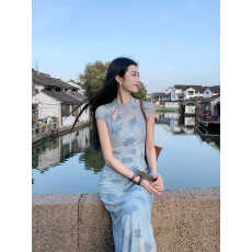 批发水韵蓝笺新中式植绒旗袍女春夏罩衫吊带明媚漂亮连衣裙