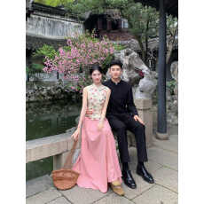 批发凌茜恣禾 满园春娇'新中式套装裙碎花刺绣上衣女春夏高腰半身裙