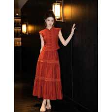 批发新中式套装女夏季新款度假穿搭红色收腰显瘦无袖上衣半身裙两件套