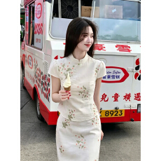 批发【云杏花吟】新中式碎花拼接改良旗袍女<b class='q'>春</b>夏绝美连衣裙套装