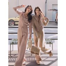 批发邱肉瑶 复古老钱风针织套装女<b class='q'>春</b>季新款高级感修身连帽开衫休闲裤