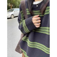 批发<b class='q'>日系</b>复古撞色毛衣女秋冬季2025新款慵懒风绿色条纹内搭打底针织衫