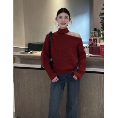 批发法式挂脖露肩针织衫女秋冬高级感<b class='q'>宽松</b>毛衣内搭打底衫独特漂亮上衣