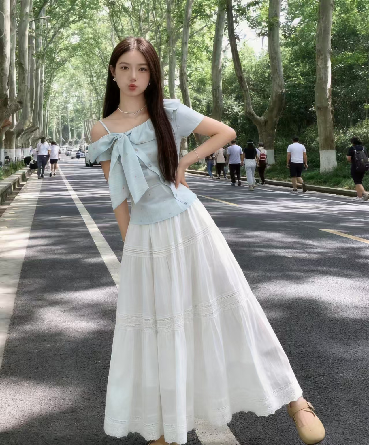 산소 달콤한 소금 한 부서 소녀 센스 비스듬한 어깨 프릴 비스듬한 칼라 스트라이프 여성 셔츠 여름 반팔 셔츠 맨위