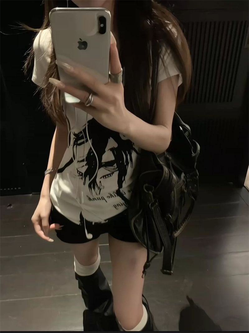 빛 아시아 인 부서 펑크 착용 가져 가라. 핫걸 화이트 V넥 긍정적 인 어깨 반팔 티셔츠 여성 여름 몸매 가꾸기 슬림해 보이는 디자인 작은 대중 맨위