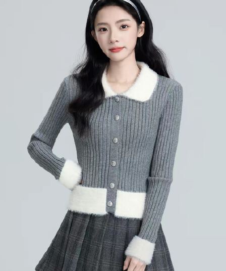 가을 겨울 새로운 프랑스식 레트로 달콤함 소녀 바람 디자인 몸매 가꾸기 플리스 폴로 칼라 긴팔 니트 스웨터 여성