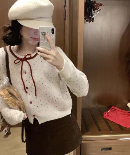 화이트 도트 무늬 스웨터 오픈 가디건 여성 가을 겨울 크리스마스 착용 가져 가라. 쇼트 스타일 양모 니트 스웨터 재킷 인사이드 가져 가라. 만나는 맨위