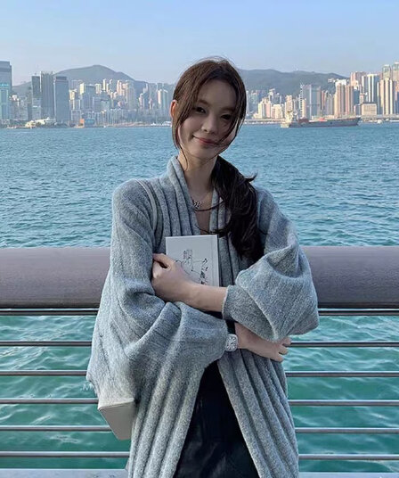 2026 이른 가을 가을 새로운 루즈핏 단색 스웨터 코트 박쥐 셔츠 숄 오래된 돈 바람 니트 오픈 가디건 맨위