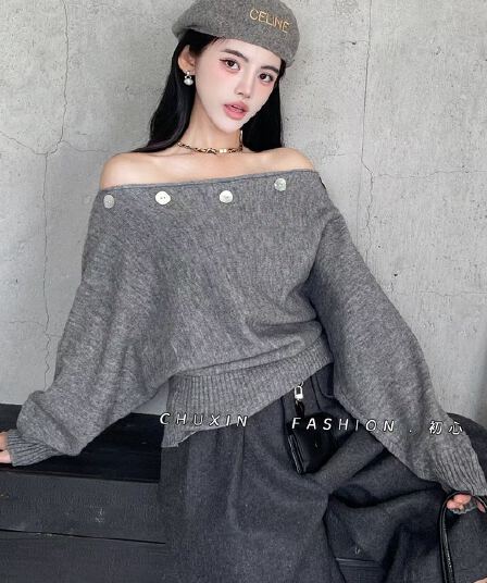 순수한 욕망 바람 오프숄더 단추 회색 니트 맨위 여성 가을 느긋한 루즈핏 오프숄더 부드러운 찹쌀 쇼트 스타일 스웨터