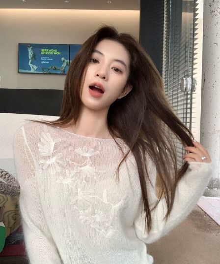 leetwins 부드러운 실어증 양 낙타 털 보트넥 니트 스웨터 여성 고급 센스 자수 꽃 홀로우 아웃 맨위