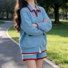 批发今年流行毛衣套装女2026新款秋<b class='q'>冬</b>氛围感穿搭针织衫上衣短裤两件套