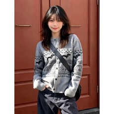 批发腊肠狗费尔岛纽扣<b class='q'>开衫</b>秋冬季新款简约休闲宽松慵懒感<b class='q'>针织</b>毛衣<b class='q'>男</b>女