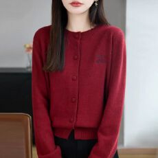 批发2026新款大象刺绣针织开衫外套女春秋洋气<b class='q'>大码</b><b class='q'>女装</b>上衣秋冬毛衣