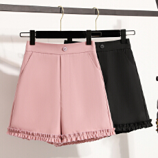 批发实拍夏新款大码宽松韩版薄款阔腿四分短裤胖MM松紧腰花边休闲热裤