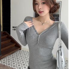 批发-设计感小众内搭长袖t恤女秋季简约百搭修身显瘦打底上衣