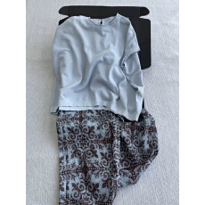 批发一整套ootd穿搭减龄蓝色t恤印花阔腿裤休闲<b class='q'>套装</b>2026超火夏装<b class='q'>女</b>装