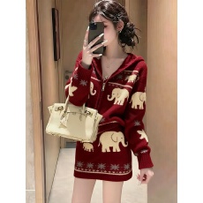 巨好看的秋冬装酒红色针织连衣裙女2025超火一整套圣诞氛围感穿搭