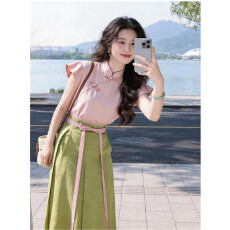 批发新中式国风粉色飞袖盘扣两件套独特漂亮一整套<b class='q'>夏</b>季高级感别致套装