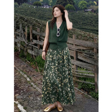 批发淑女风绿色碎花套装女2026夏季新款高级感针织衫半身裙显瘦两件套