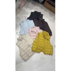 批发2025羽绒马甲热卖中．品质2025新款羽绒背心时尚保暧新款式潮流