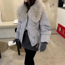 批发90绒 新国际 拿货 询价  羽绒服高品质防冻 防寒厚款冬季保暧时尚