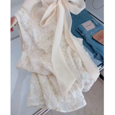 批发法式纯欲辣妹名媛风端庄2026年夏季大码女装亮片网纱挂脖<b class='q'>无袖</b>衬衫