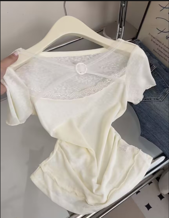 품격 고급 센스 레이스 조각 V넥 화이트 맨위 여성 여름 패션 외국 가스 핀치 Pleat 허리 수축 슬림해 보이는 반팔 티셔츠