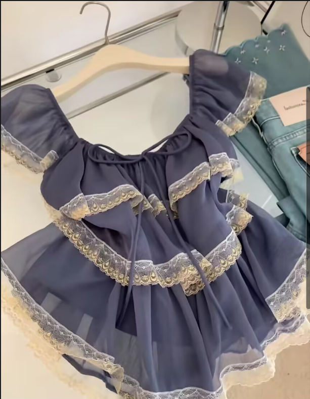 작은 날다 소매 레이스 측면에 의류 여성 여름 새로운 레이스업 인형 셔츠 디자인 센스 쉬폰 블라우스