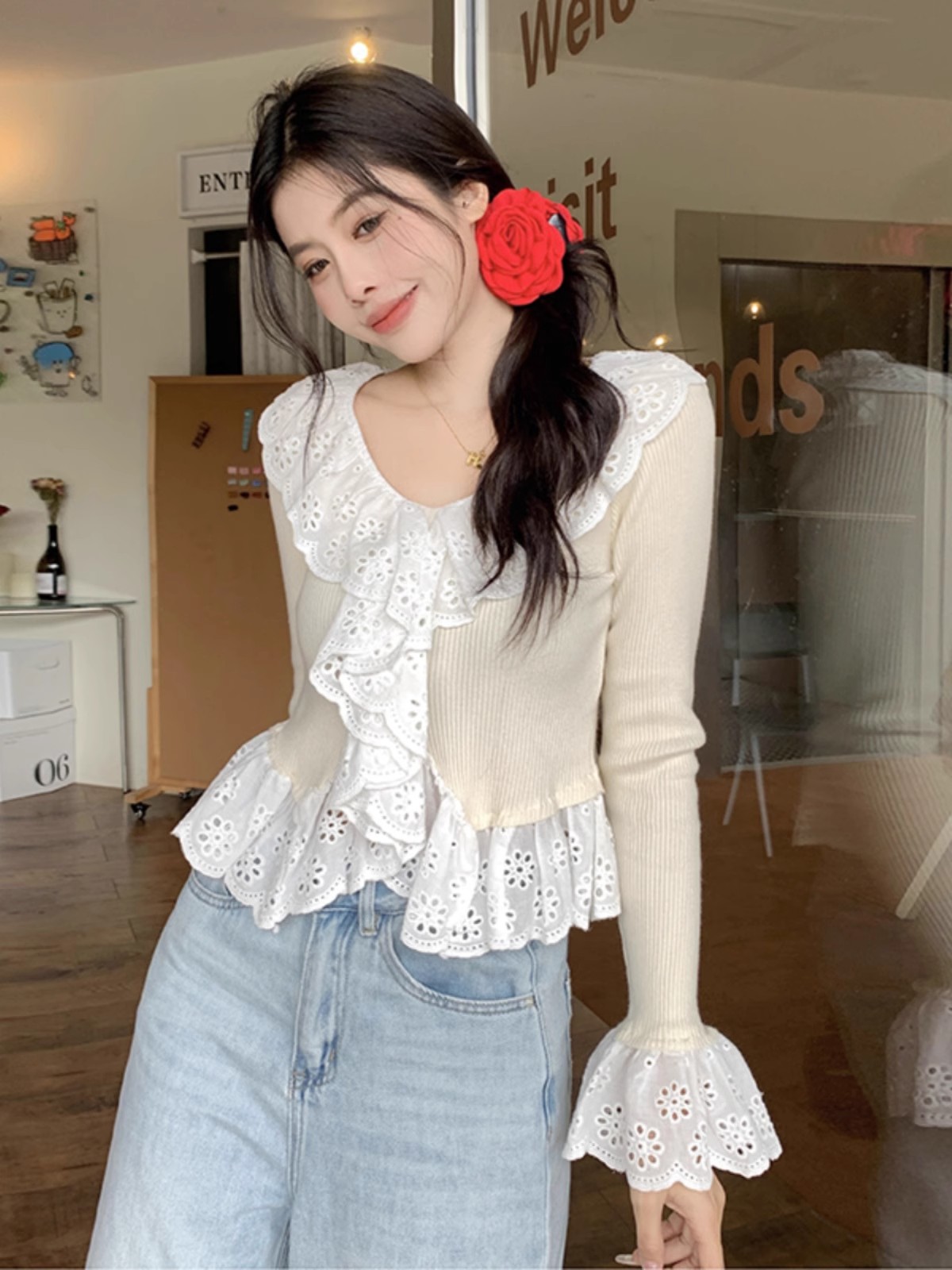 FA36692# 法式蕾丝花边喇叭袖针织衫女秋季芭蕾少女风穿搭遮肚子裙摆小上衣 服裝批發女裝批發服飾貨源