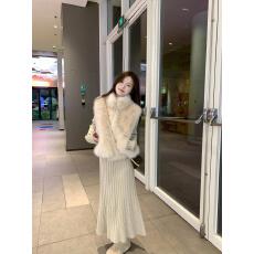 批发晴山墨雪<b class='q'>冬</b>日御寒软糯毛毛马甲高级感名媛风皮草仿水貂时尚洋气