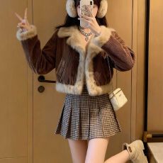 批发新款冬季复古风皮毛一体大毛领仿兔毛加厚<b class='q'>短款</b>外套女