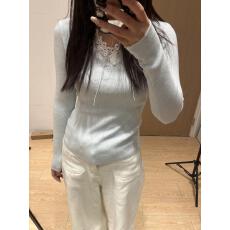 批发蕾丝针织打底衫女秋冬修身可外穿内搭高级感独特漂亮<b class='q'>毛衣</b>V领上衣