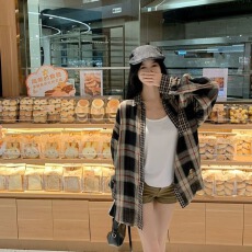 批发春秋氛围感穿搭上衣宽松韩版慵懒风复古格纹长袖防晒衬衫外搭女款