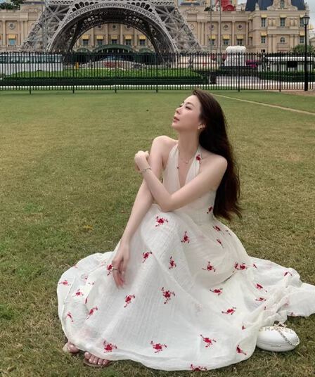 소원 치마 순수한 욕망 바람 행침 목 드레스 자카드 허리 수축 슬림해 보이는 백리스 깊은 V 넥 롱 스커트 여성